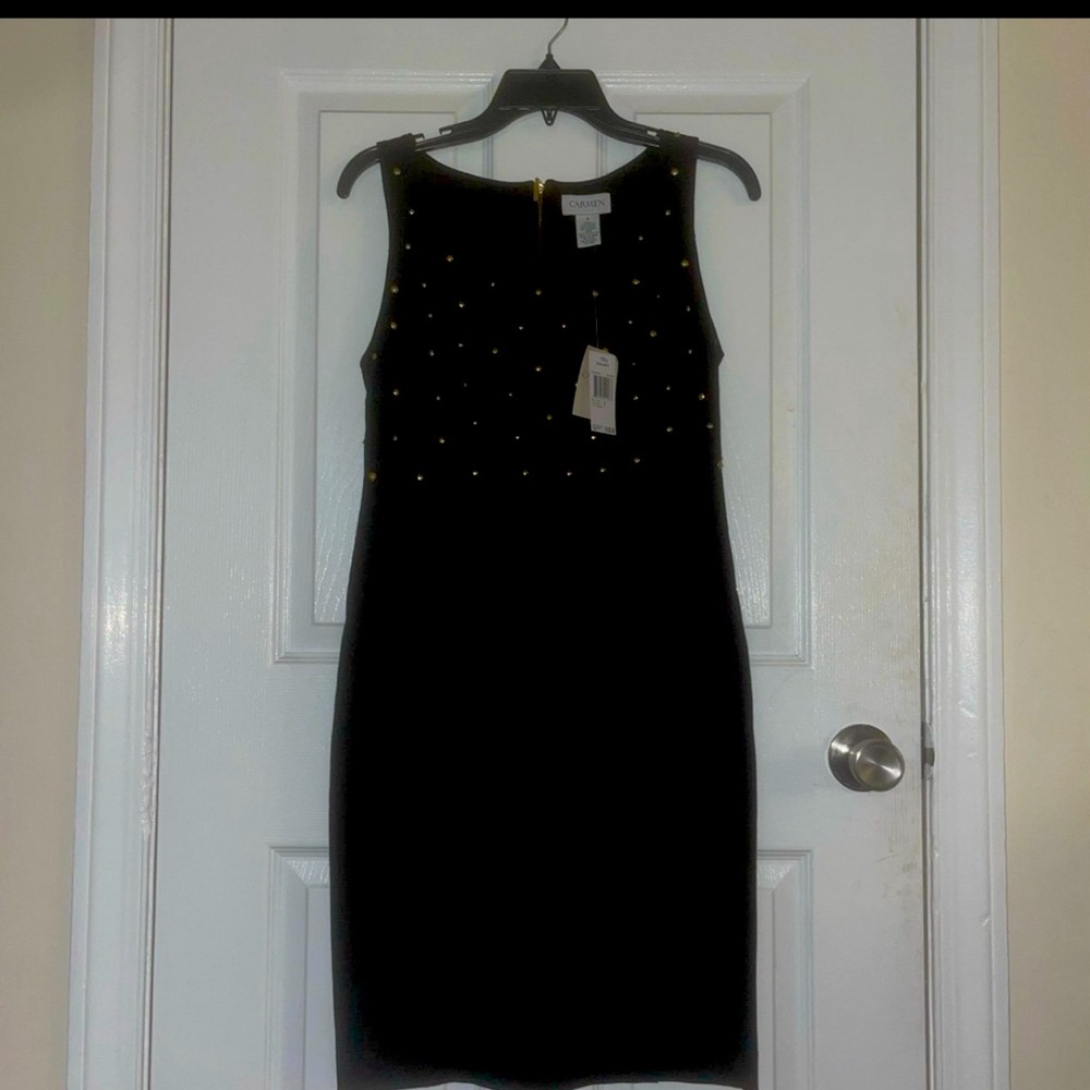 Carmen Marc Valvo Sheath Dress